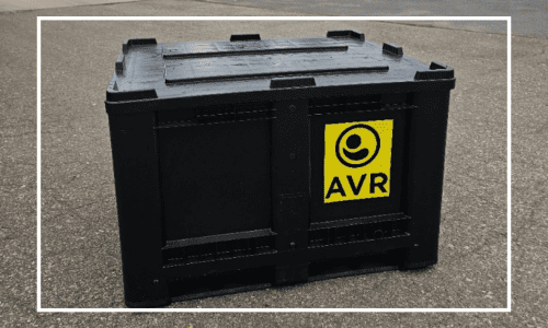 Caisse palette noir logo AVR